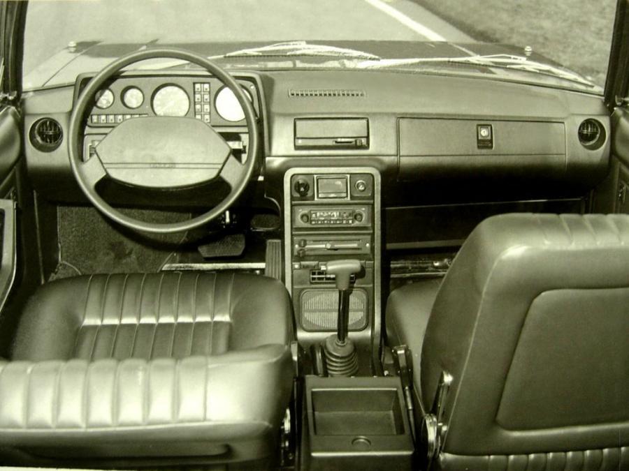  Tatra T613K 1984 года  (фото 4 из 5)